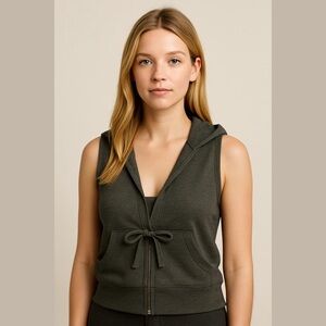 rrezekshn Gray Cropped Hoodie Vest Size Small Front Zipper Drawstring Hood NEW